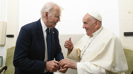 Biden sucht „Trost beim Papst – NYT – World