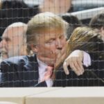 Der Kuss von Donald und Melania Trump beim Basketballspiel geht