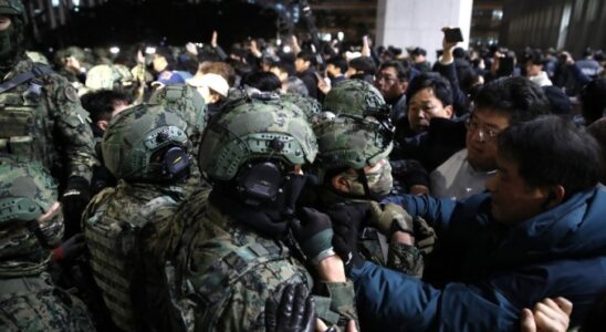 Der suedkoreanische Praesident der wegen Frauenfeindlichkeit gewonnen hat koennte wegen