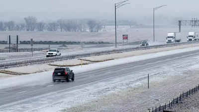 Eissturm in Iowa Stuerme bedecken Iowa Nebraska mit Eis und