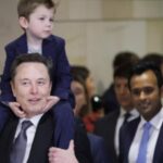 Elon Musk Vivek Ramaswamy Elon Musks und Vivek Ramaswamys hartes