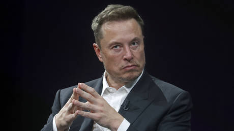 Elon Musk gewinnt den Krieg gegen die Mainstream Medien Er sollte