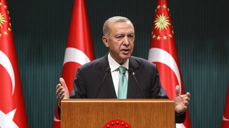 Erdogan droht Kurden zu „begraben – World