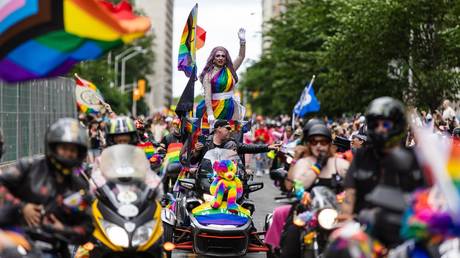 Kanadischer Buergermeister zu Geldstrafe wegen LGBT Gedankenverbrechens verurteilt weil er sich