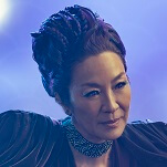 Michelle Yeoh hat eine Menge Spass in diesem Trailer zu