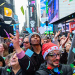 New Yorker Polizisten bereiteten sich auf „erhoehte Bedrohung am Silvesterabend