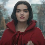 Zumindest singt Rachel Zegler im neuesten Snow White Trailer ein neues