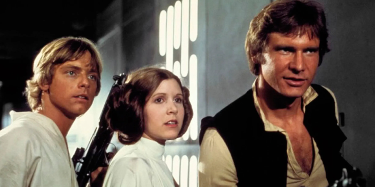 Luke Skywalker, Prinzessin Leia und Han Solo in Star Wars: A New Hope als Teil eines Artikels über die besten Science-Fiction-Filme.