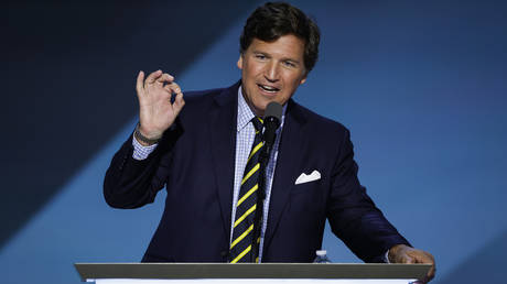 Biden Administration versuchte Putin Tucker Carlson World zu