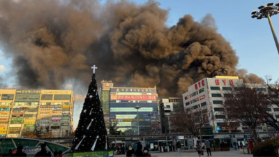 Brand im Seongnam Einkaufskomplex Suedkorea Im Seongnam Einkaufskomplex bricht ein gewaltiger Brand