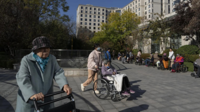 Chinas Bevoelkerung schrumpft im dritten Jahr obwohl mehr Babys geboren