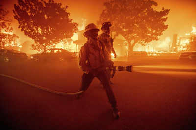 Pacific Palisades Fire Wie die Winde von Santa Ana die