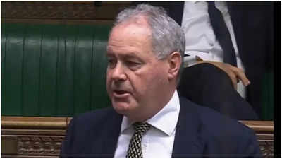 Tory Abgeordneter Bob Blackman erhoeht das Stuermen des Harrow Kinos