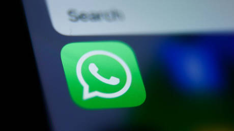 WhatsApp beschuldigt die israelische Spyware Firma Journalisten Mitglieder der Zivilgesellschaft