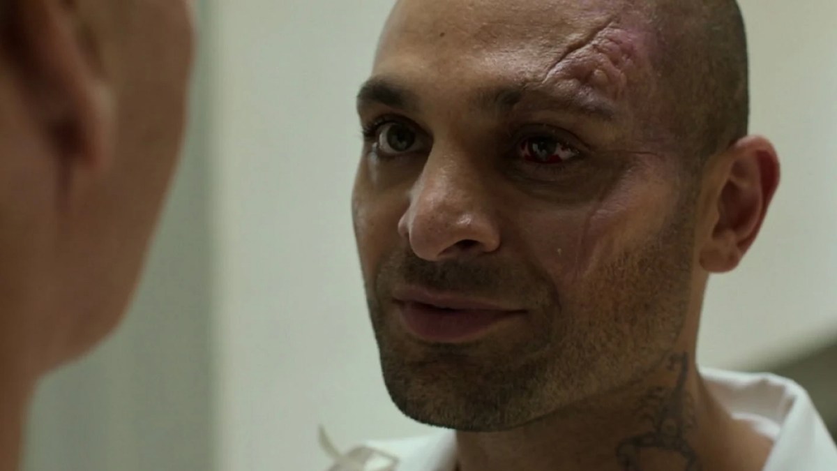 Michael Mando als Mac Gargan / Scorpion in Spider-Man: Homecoming als Teil eines Artikels über Ihre freundliche Nachbarschafts-Spider-Man-Neugestaltung.