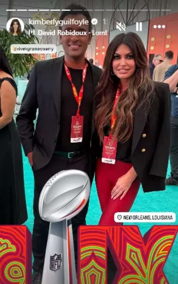 Kimberly Guilfoyle posierte mit Vivek Ramaswamy in Superbowl.