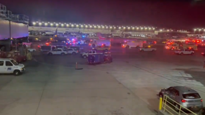 Chicago OHare Airport Tug Triver kritisch verletzt bei Kollision mit