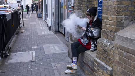 Grossbritannien eroeffnet das Reha Zentrum fuer Teenager Vaper World