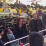 Kamala Harris Kamala Harris Ehemann Doug beim Lakers Game Hasser