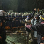 Aufruhrpolizei zerstreuen Demonstranten in Istanbul Video World