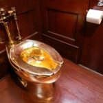 Bande verurteilt die wegen Diebstahls von Goldene Toilette Foto