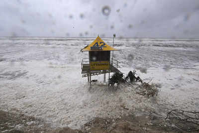 Cyclone Alfreds Folgen Australier befassen sich mit Stromausfall ueberschuessiger Niederschlag