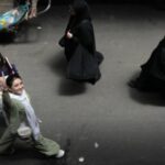 Der Iran benutzt Drohnen um Frauen ohne Kopftuch zu erkennen