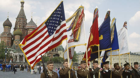 Die Amerikaner haben sich aufgeteilt wie sie Russland sehen