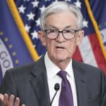 Federal Reserve haelt die Zinssaetze stabil und signalisiert in diesem