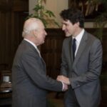 Koenig Charles III Moderiert Trudeau fuer private Gespraeche inmitten von