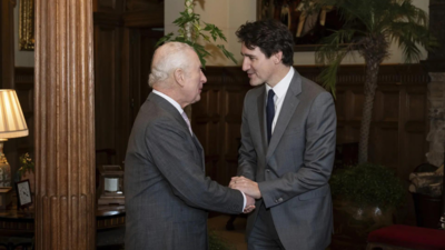 Koenig Charles III Moderiert Trudeau fuer private Gespraeche inmitten von