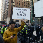 Musk beschuldigt Tesla Proteste gegen Soros World