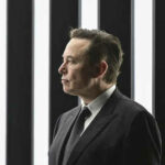 Musk unterstuetztes PAC bietet Wisconsin Waehler 100 US Dollar an um eine Petition