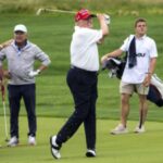 WATCH Virales Video von Donald Trump Lumpeln bei Golf Course