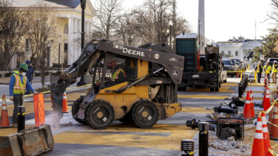 Was ist BLM Plaza Die Arbeiter beginnen in Washington den