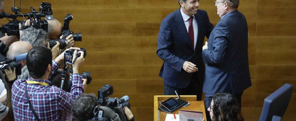 Carlos Mazon negocie avec le PSOE pour avancer son investiture