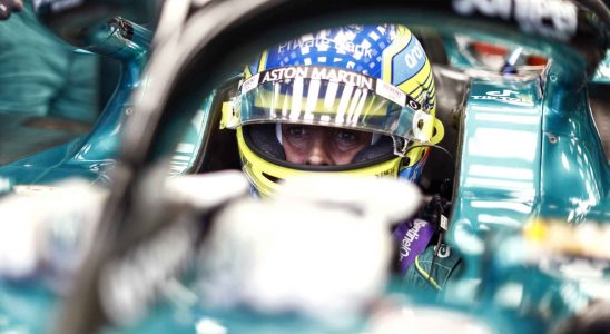 Carlos Sainz traque Leclerc avec Fernando Alonso sixieme