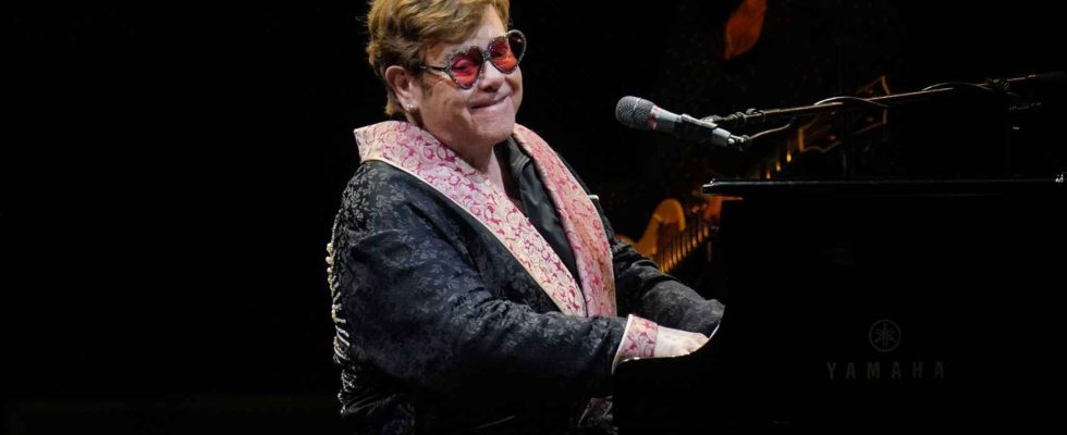 Elton John dit au revoir a la scene apres 52