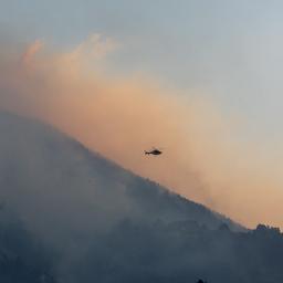 Grand incendie de foret dans la zone touristique Suisse