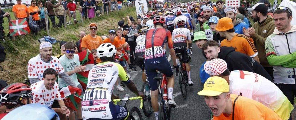 Ils tentent de saboter la deuxieme etape du Tour de