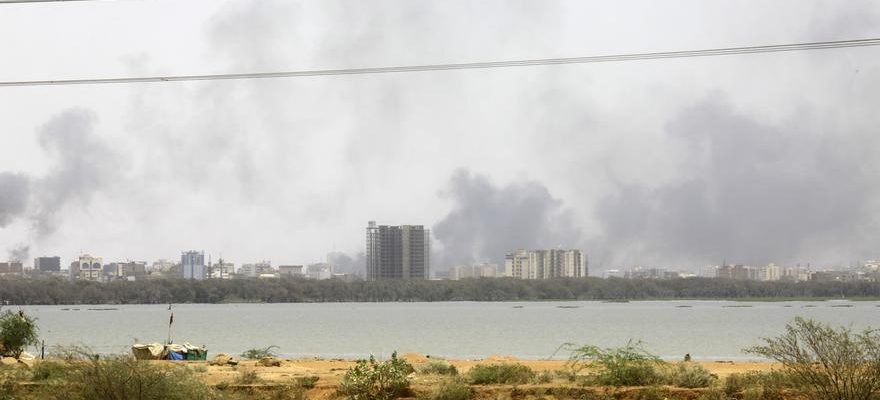 Larmee soudanaise bombarde deux villes tuant 17 personnes