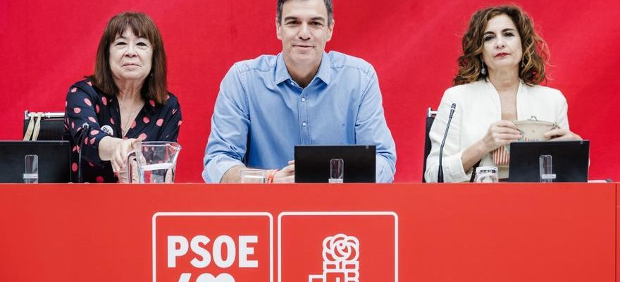 Le PSOE demande de revoir plus de 30 000 votes