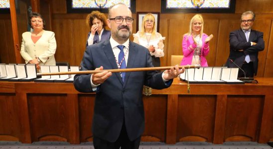 Le nouveau maire de Ponferrada augmente son salaire jusqua 75