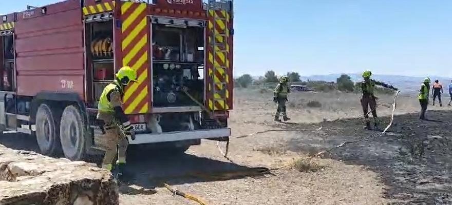 Les pompiers ont eteint une tentative dincendie de foret a