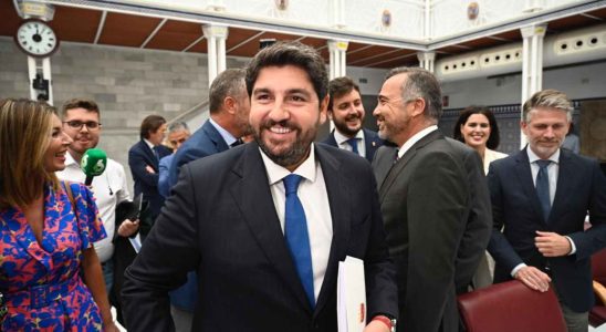Lopez Miras exhorte Vox a faciliter son investiture a Murcie