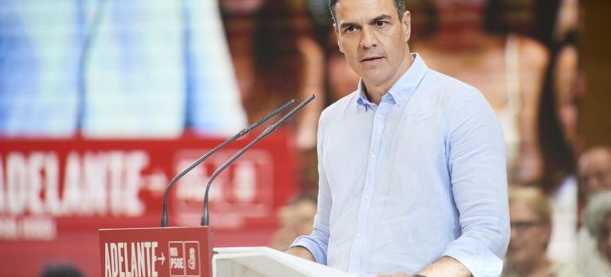 Pedro Sanchez participe a un evenement de campagne a Barcelone