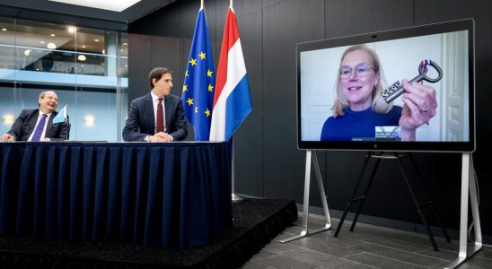 Photo Coronabordes jusqua la chute du cabinet Rutte IV en