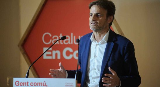 Sumar entame la serie de contacts avec Puigdemont pour relancer