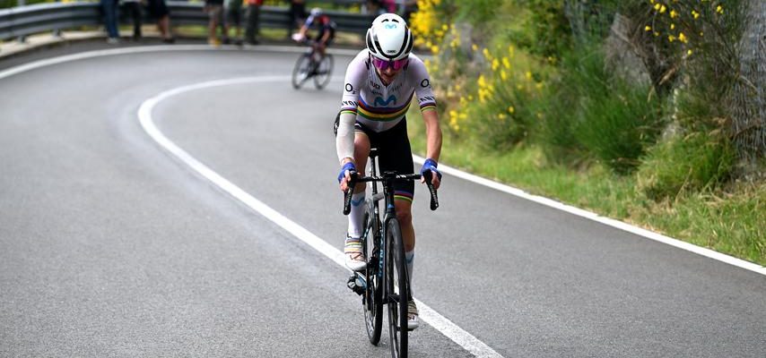 Van Vleuten surprend lequipe avec le maillot rose au Giro