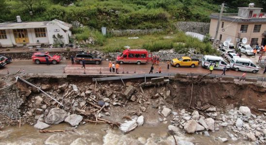 Catastrophes naturelles Au moins 21 morts et 6 disparus